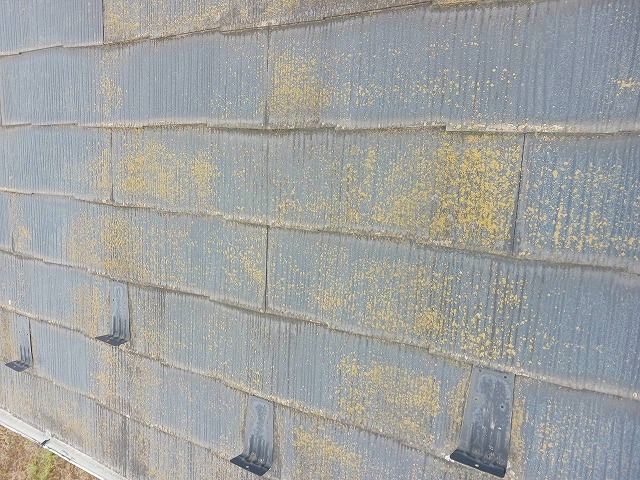 経年劣化が進んだ屋根材